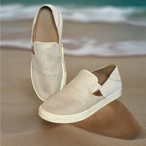 OluKai Pehuea Women's Breathable Cream Slip-On Sneakers Size EU 39/US W9